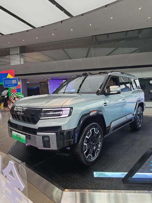 惠州博罗县银建兴企业管理咨询比亚迪方程豹硬派越野的爆款，英菲尼迪35周年与你共成长